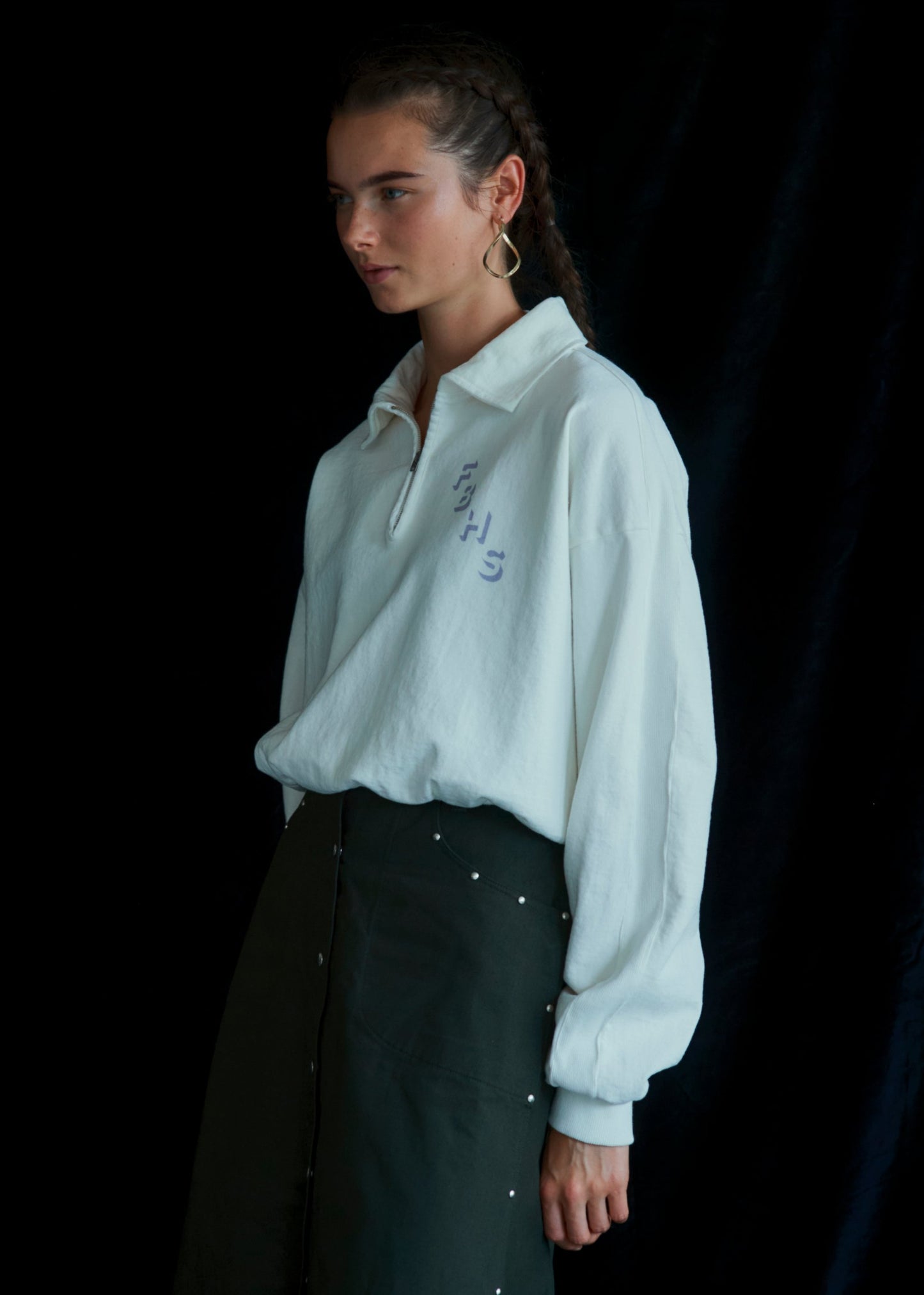 HALF ZIP SWEAT SHIRT