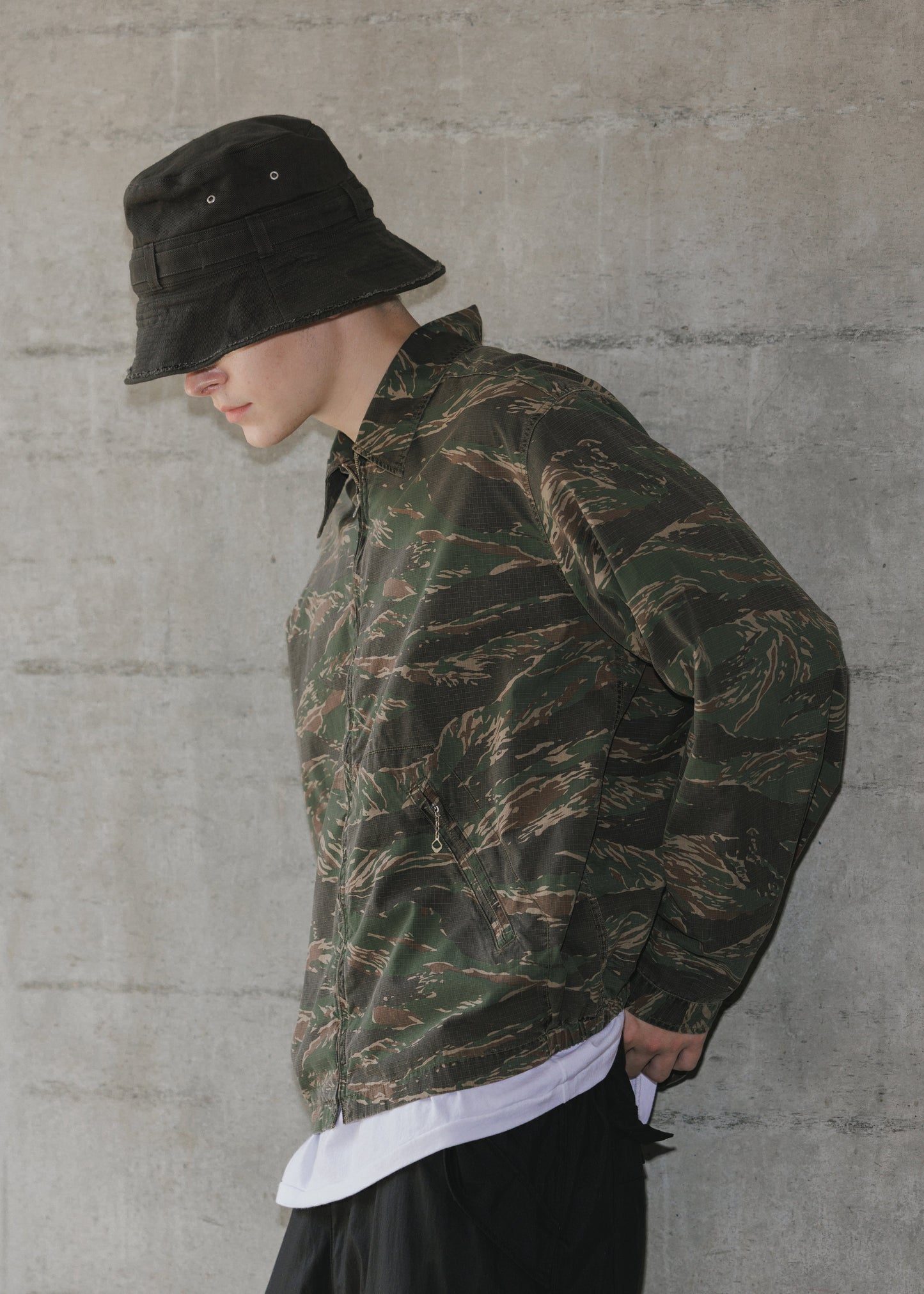 MILITARY BUCKET HAT