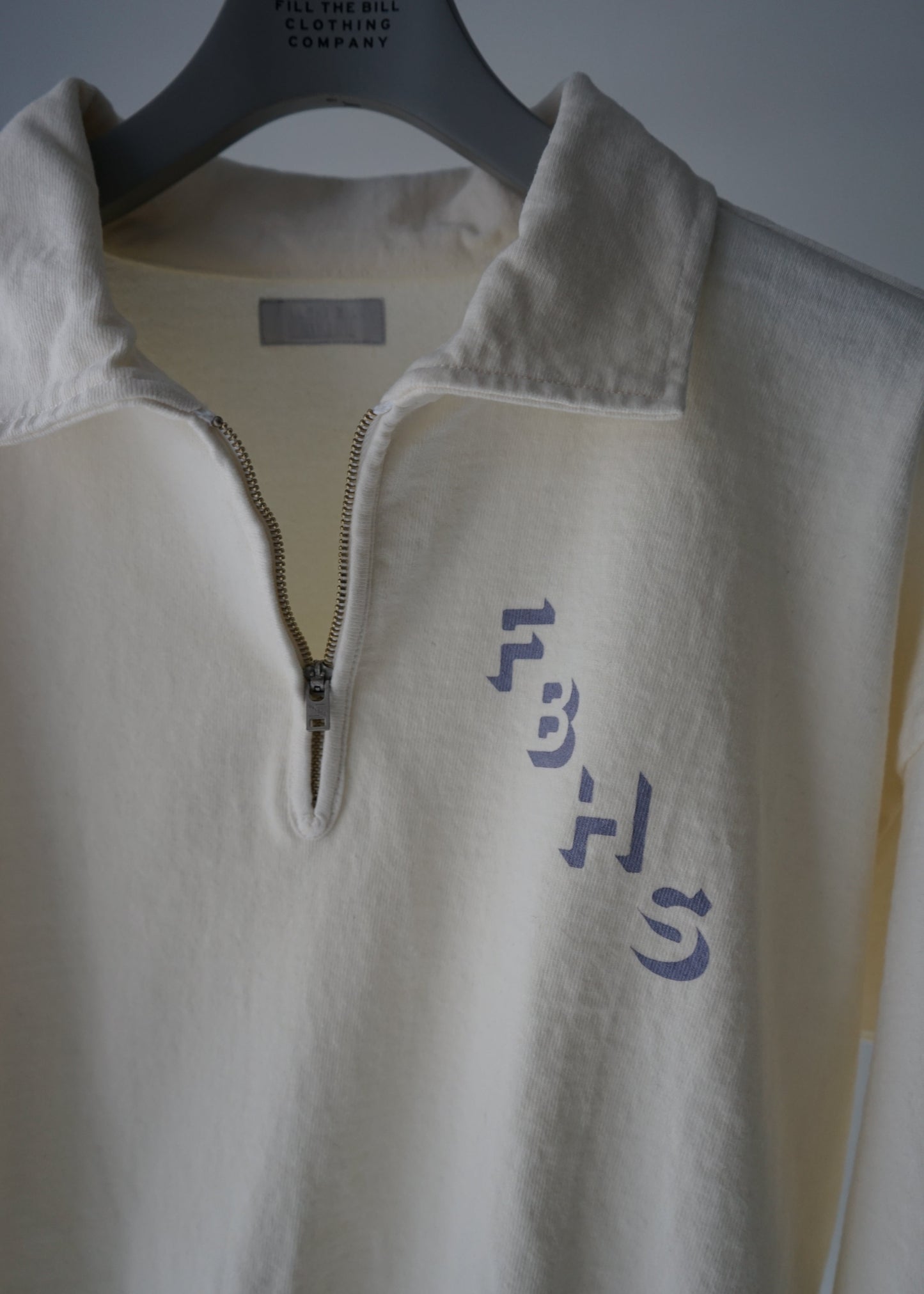 HALF ZIP SWEAT SHIRT