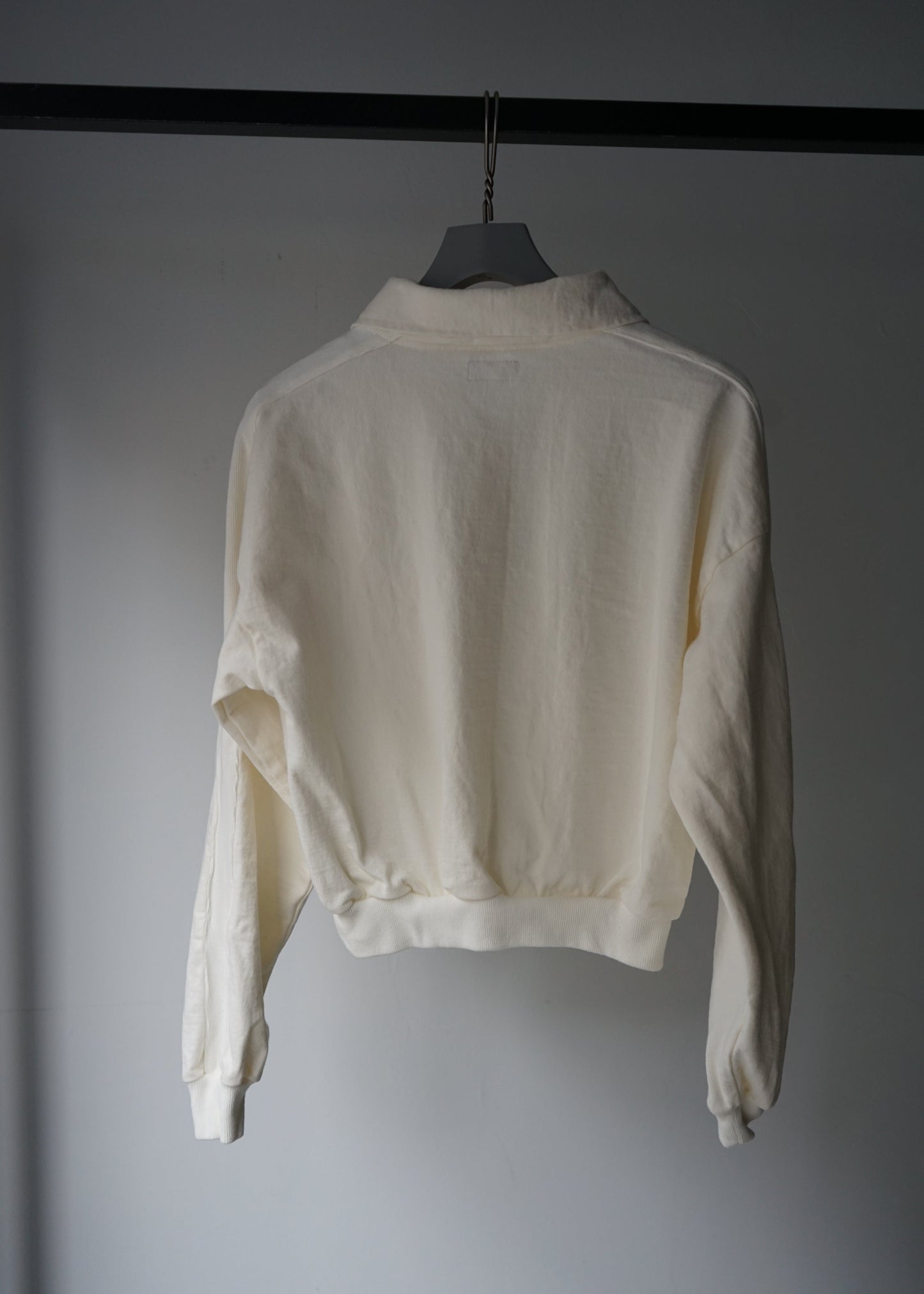 HALF ZIP SWEAT SHIRT