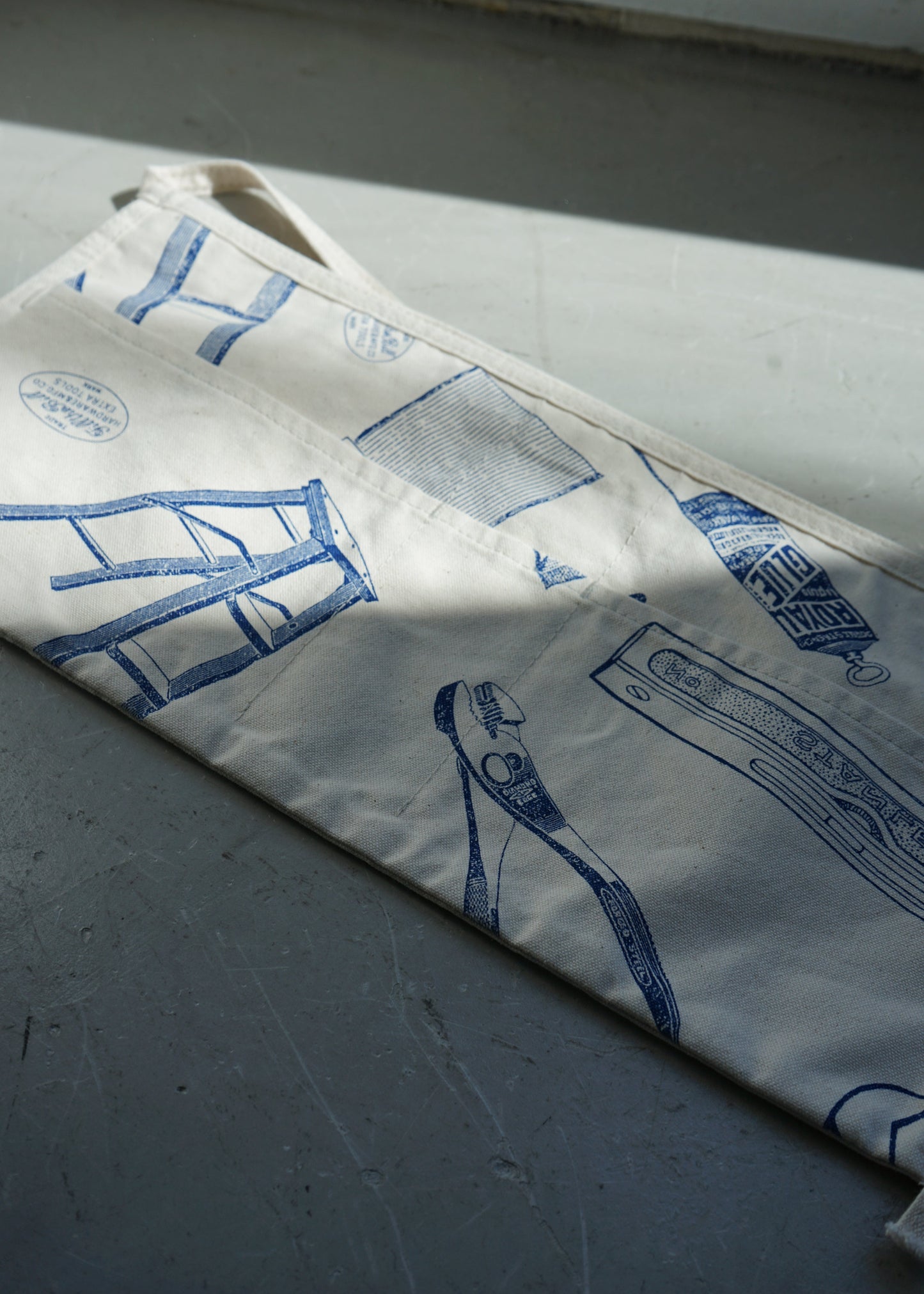 APRON BAG