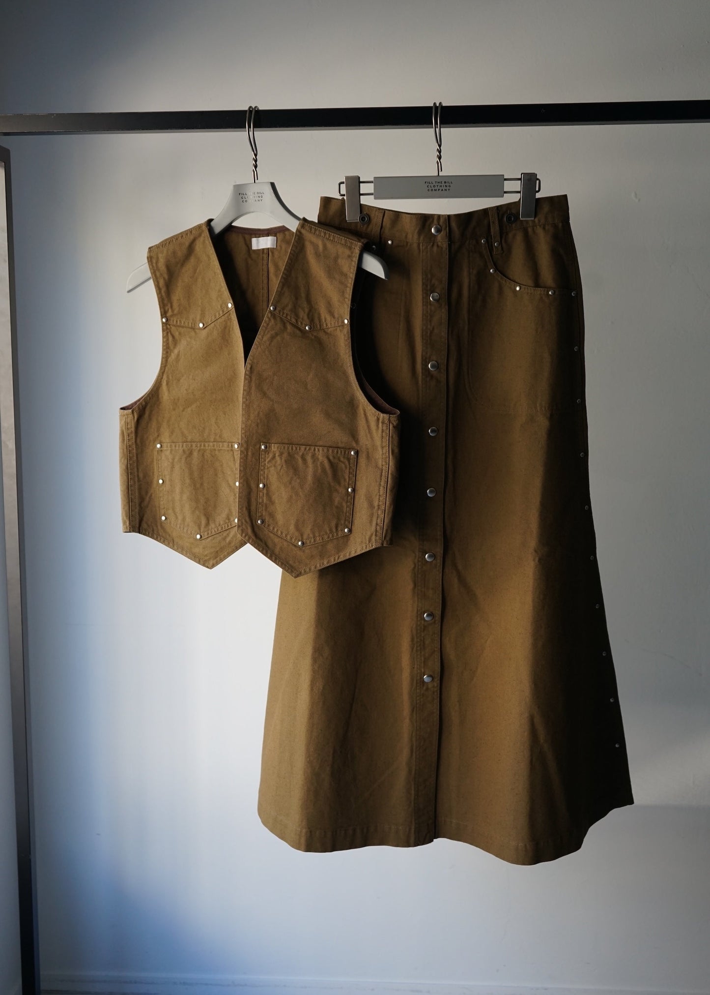 CANVAS STUDS SKIRT