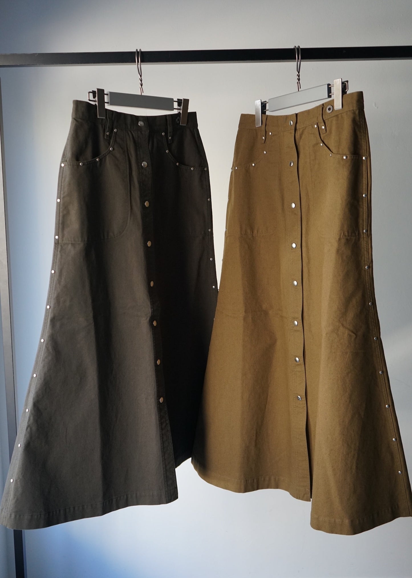 CANVAS STUDS SKIRT