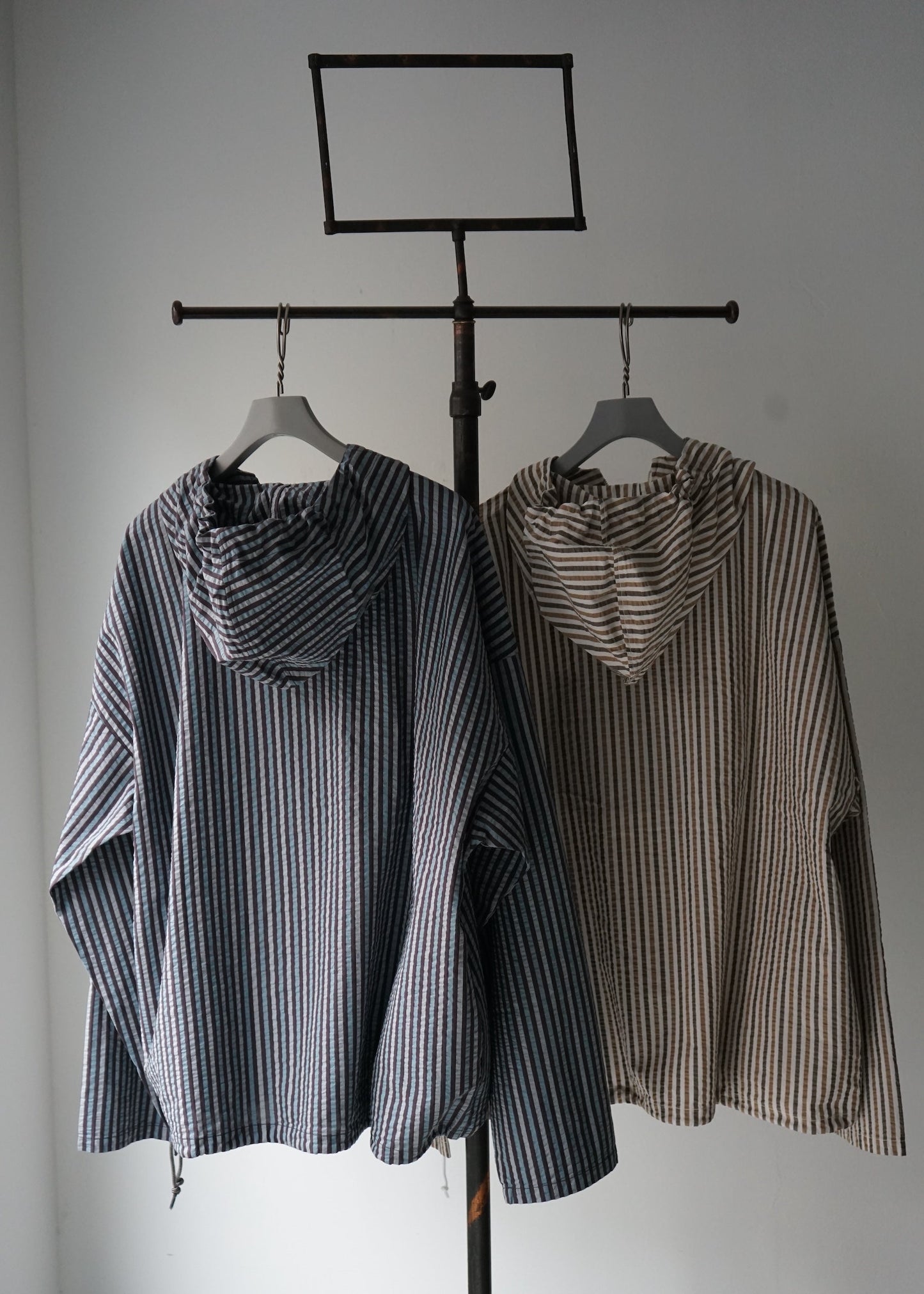 SEERSUCKER BEACH ANORAK