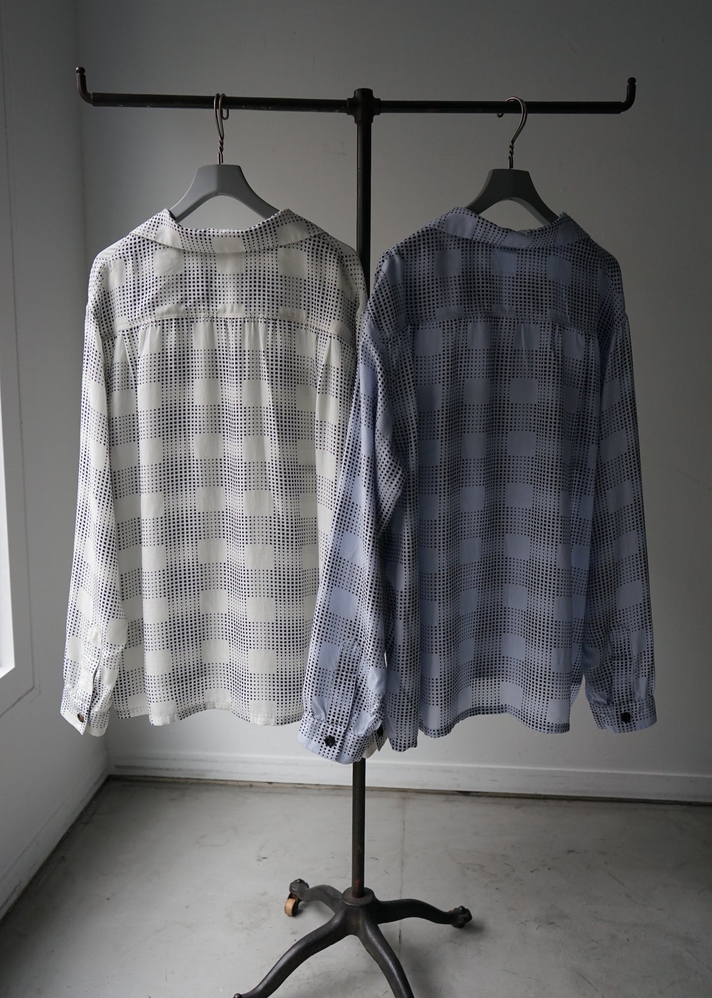 OPEN COLLAR CHECK SHIRT