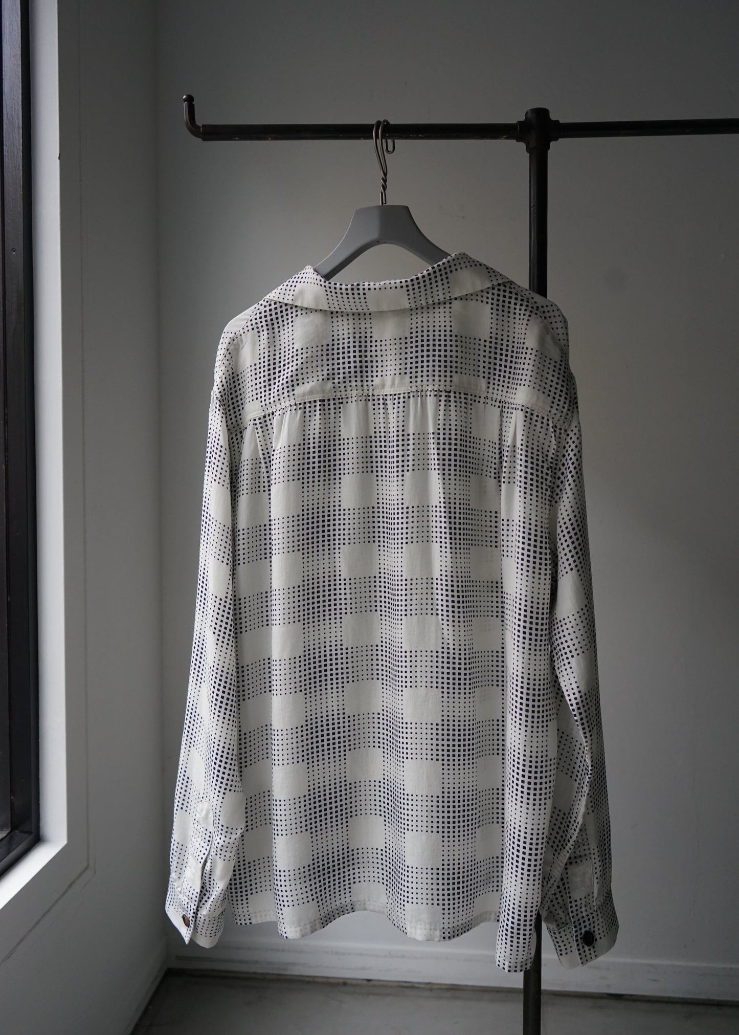 OPEN COLLAR CHECK SHIRT