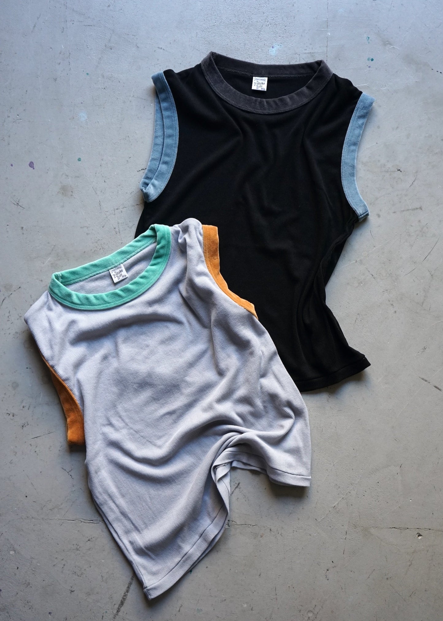 NO SLEEVE VELOR TRIM