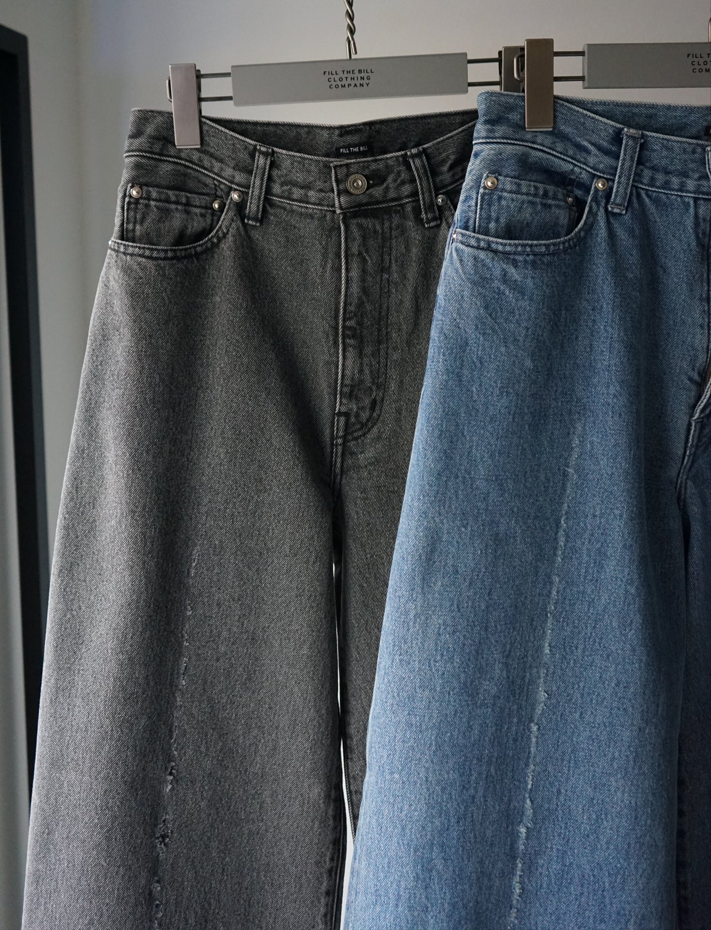 LINE CRASH WIDE DENIM PANTS