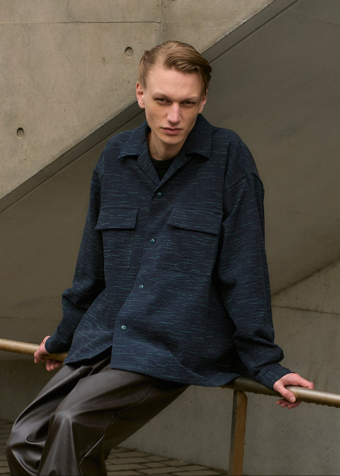 SQUARE POCKET OPEN COLLAR SHIRT