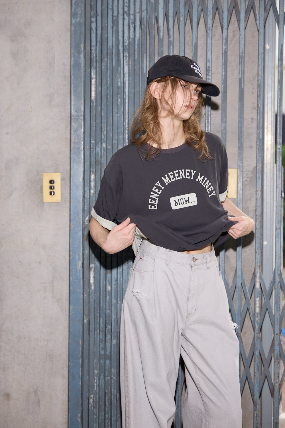 TACK WIDE DENIM PANTS
