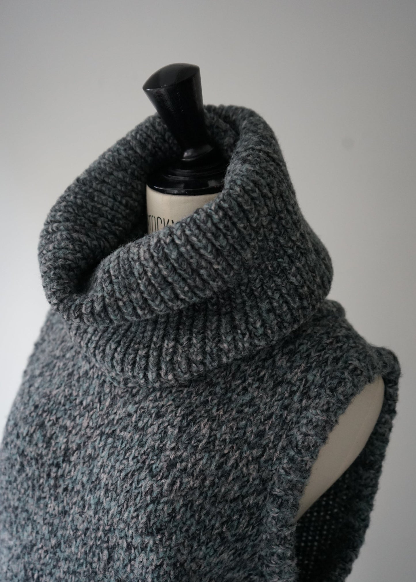 ALPACA NECK WARMER