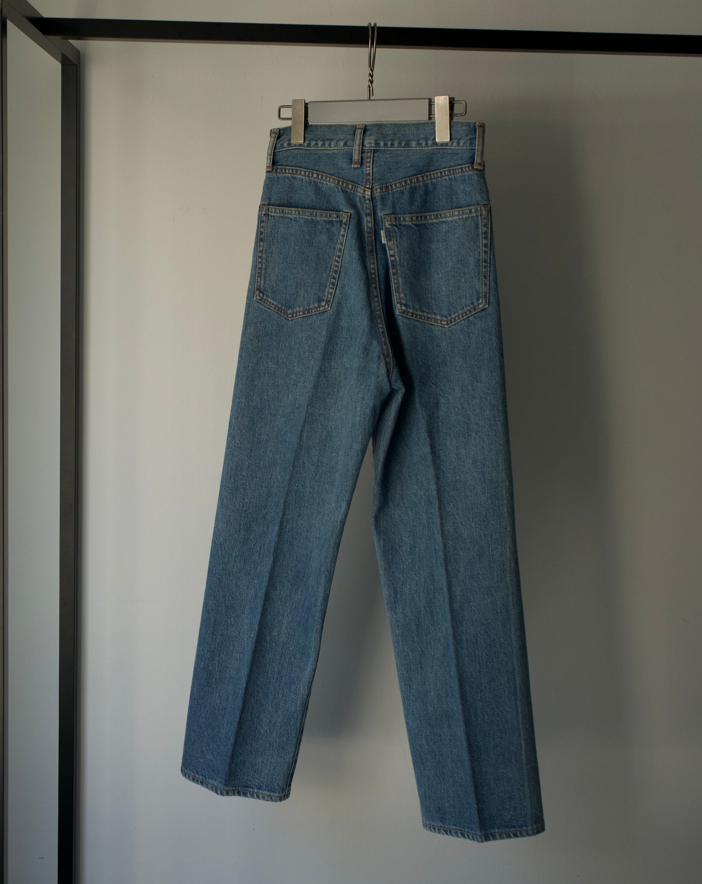 812 HIGH WAIST STRAGHT DENIM SLACKS