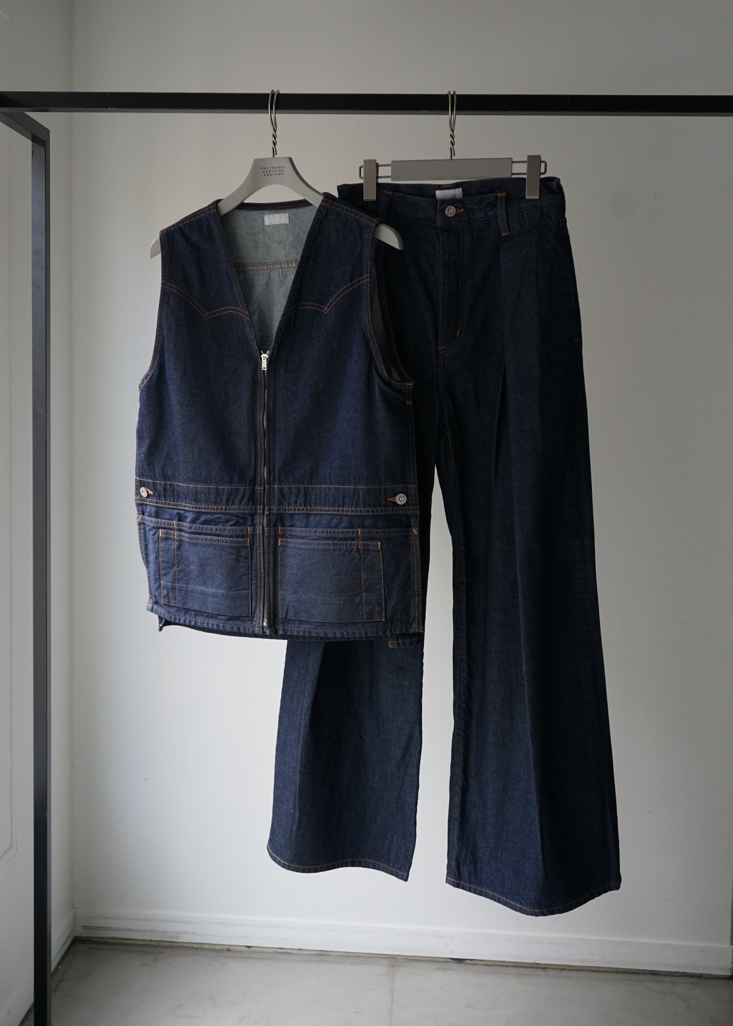 DENIM APRON VEST