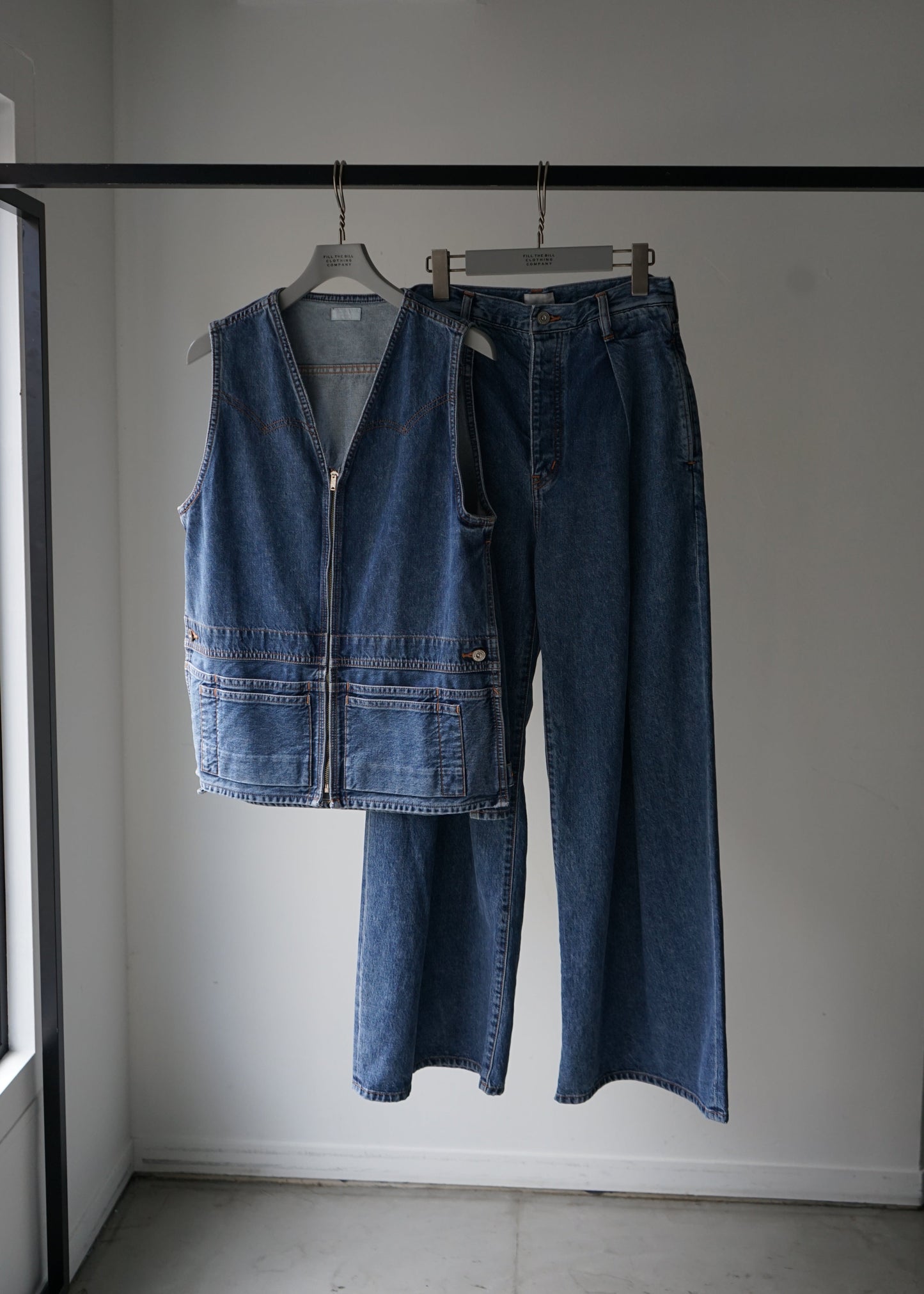 DENIM APRON VEST