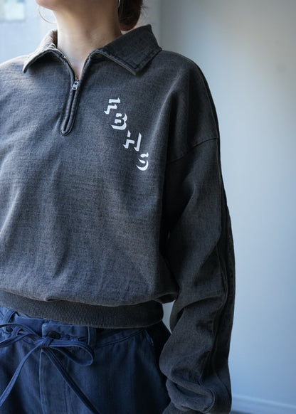 HALF ZIP SWEAT SHIRT