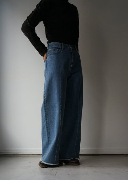 LINE CRASH WIDE DENIM PANTS