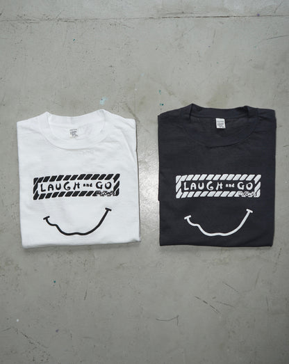 LAUGH & GO TEE